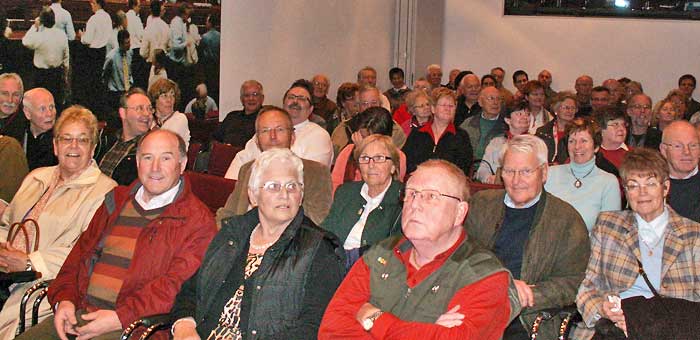 Mit ber 50 Teilnehmern war der Euskirchener Seniorenverband BRH zu Gast in der Frankfurter Brse.
 
